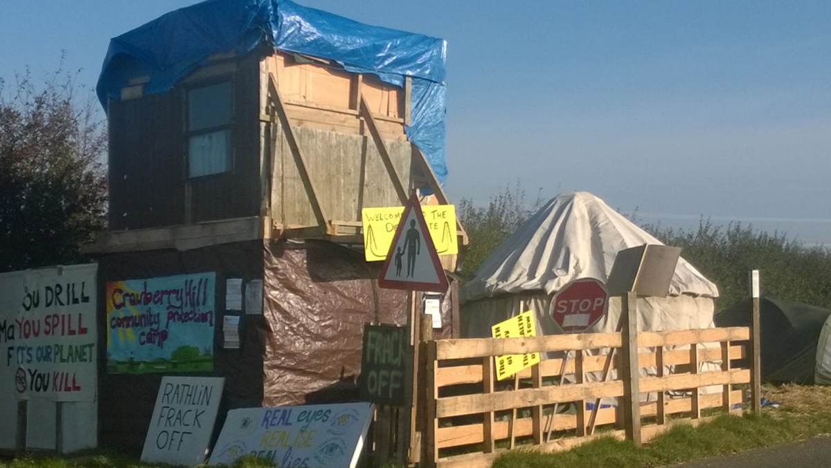Former camp outside Rathlin Energy's site at Crawberry Hill