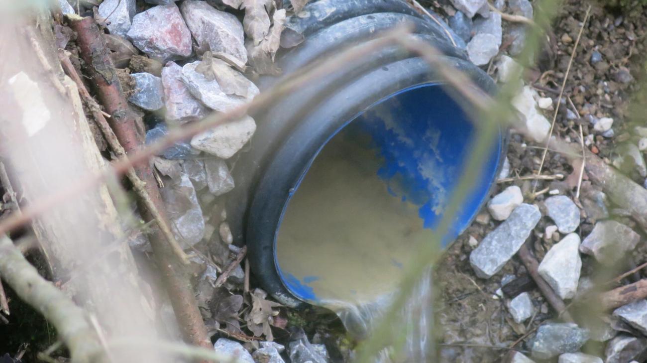 Outlet pipe Jon O'Houston