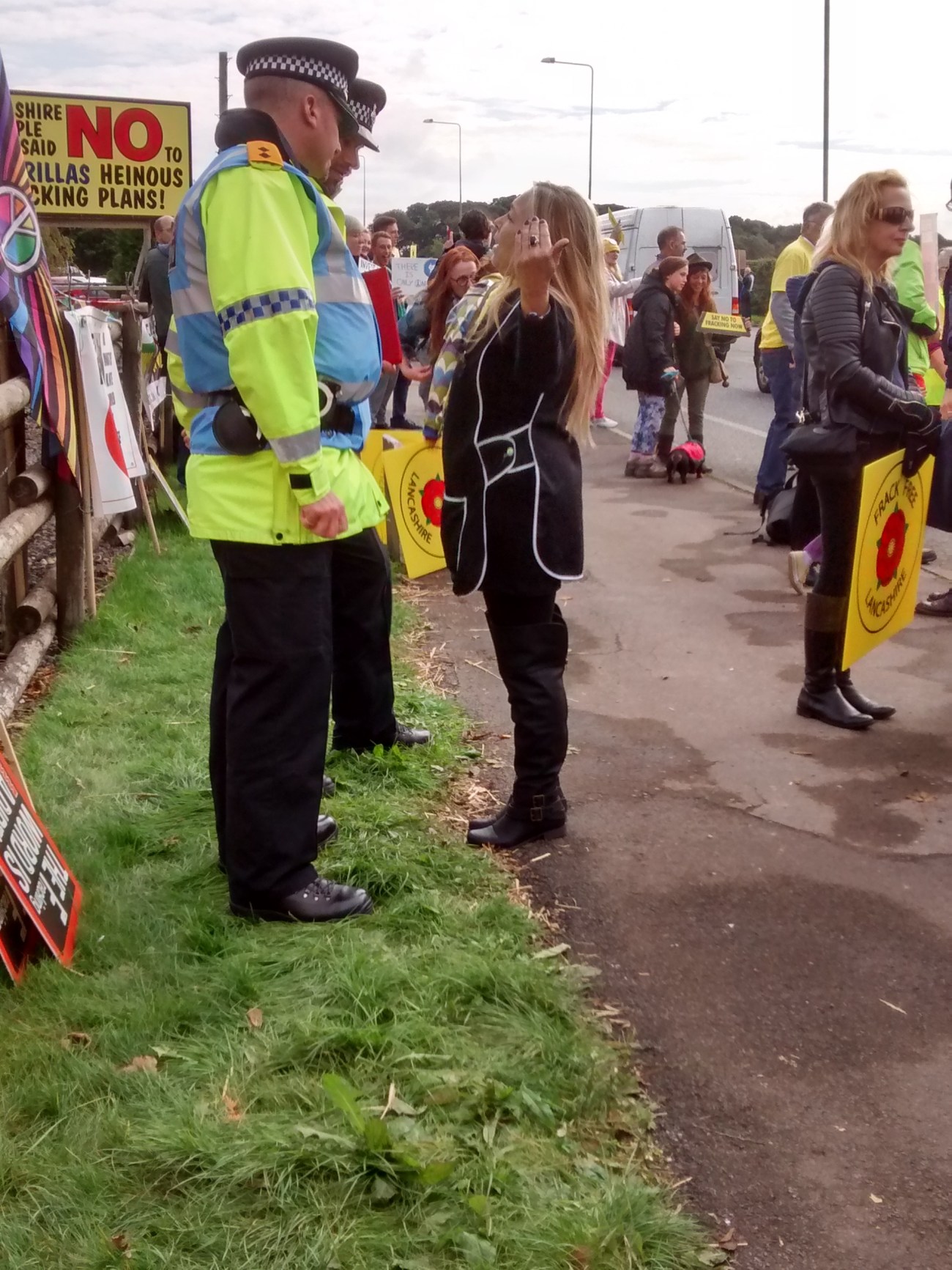 lancashire-responds-11-frack-free-dee