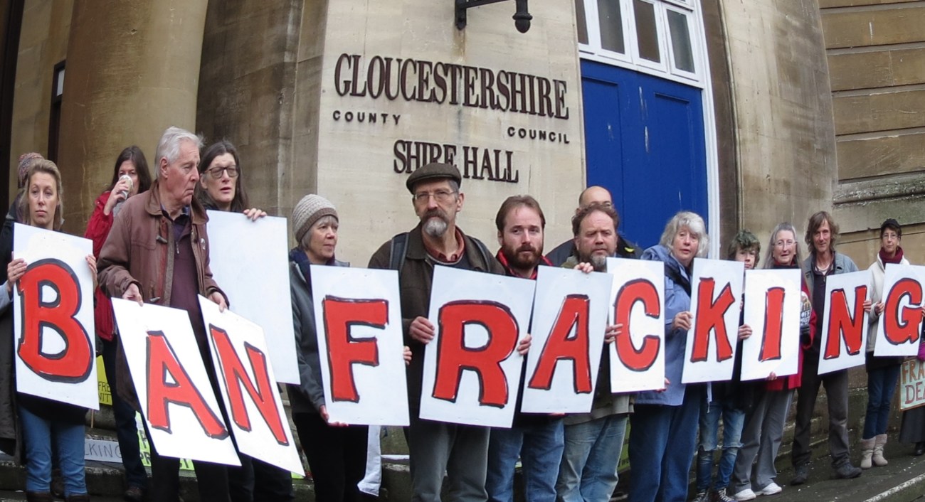 glosscc_protest_dec16-mike-birkin-foe