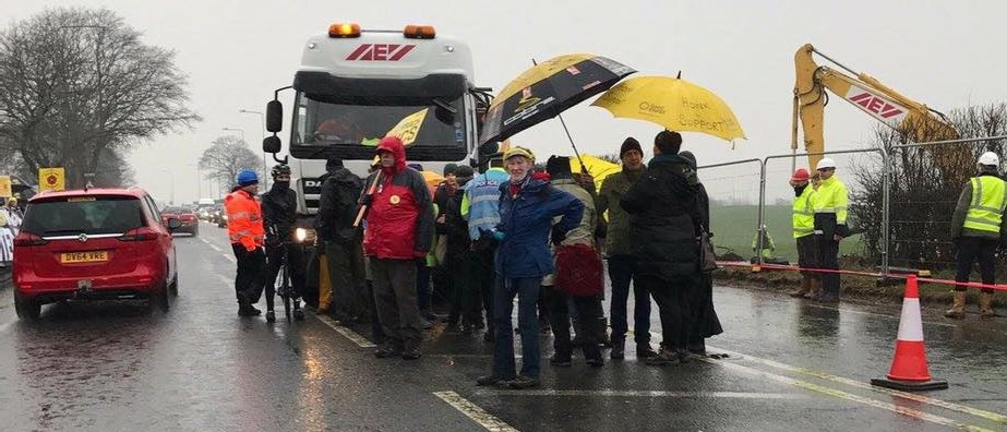 preston-new-road-protest-170106-1-frack-off