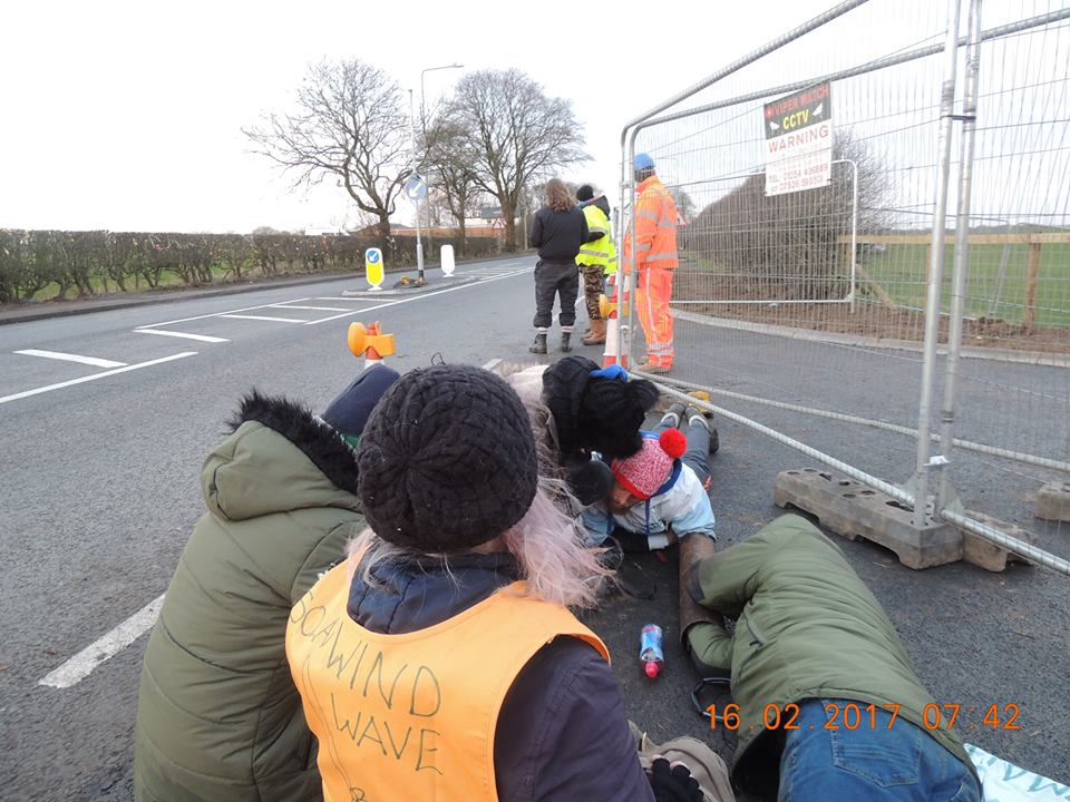 pnr-170216-ami-roberts-lockon1