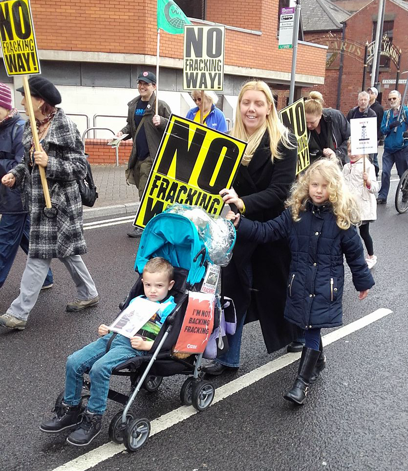 Chesterfield protest 170501 Linda Cocker (2)