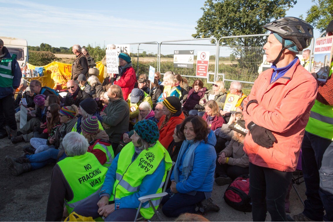 170919 arrests and blockade KMPC4