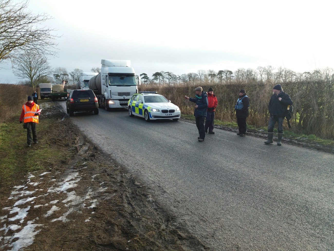 180123 KM slow-walk NYP