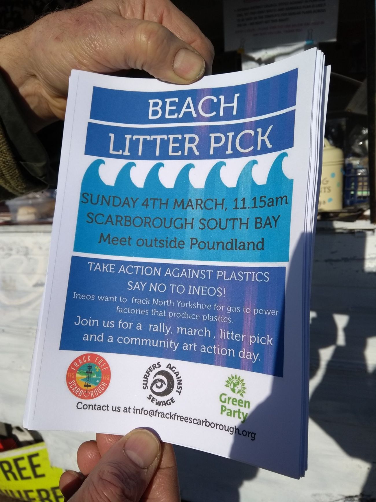 180304 rally and beach litter pick Scarborough