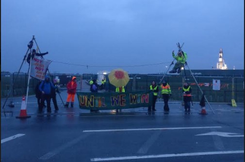 180315 PNR blockade 2.jpeg