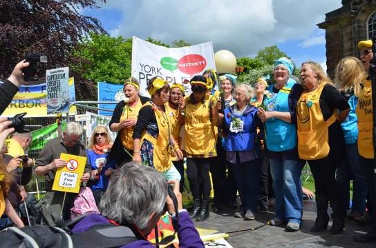 180514 uniting the roses