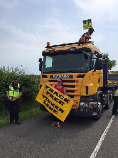 180611 Tinker Lane lorry surfer Jon Mager11