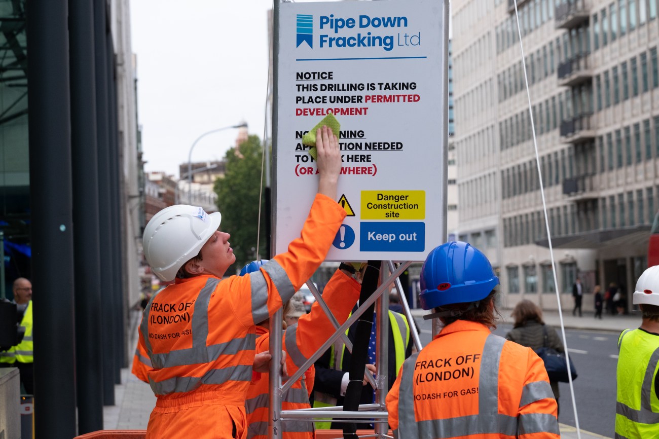 181008 fracking Beis HL_AGROSDIDIER_LONDON_ACTION_PERMITTED_DEVELOPMENT-7