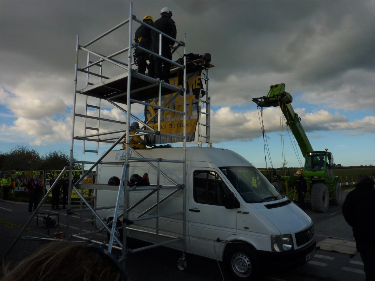 181015 crane approaches