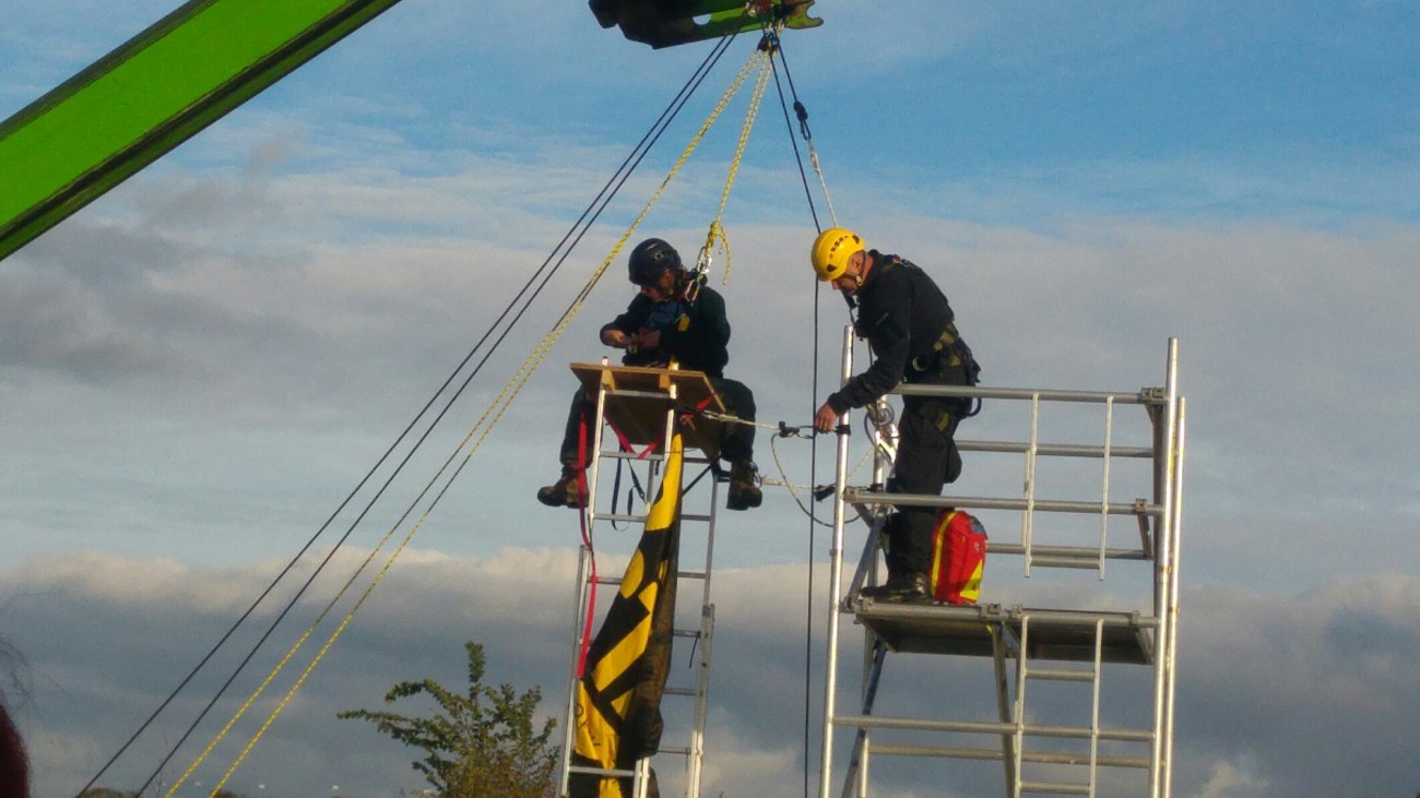 181015 pn surfer down dod