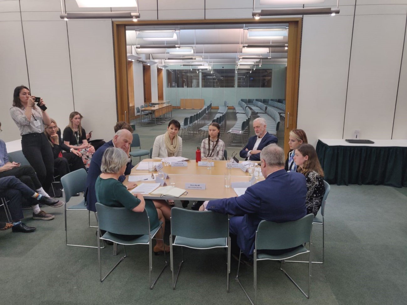 190423 Geta Thunberg meeting